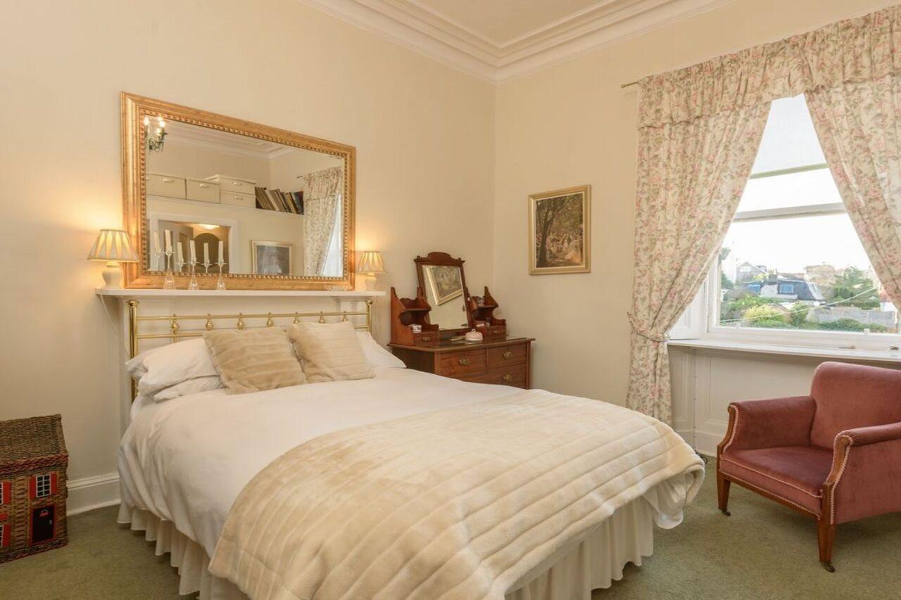 Benholm -Stunning 3-Bed Apartment In North Berwick Exterior foto